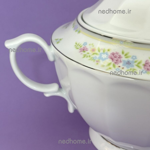 سوپخوری بزرگ دردار چینی لب نقره ای گرد