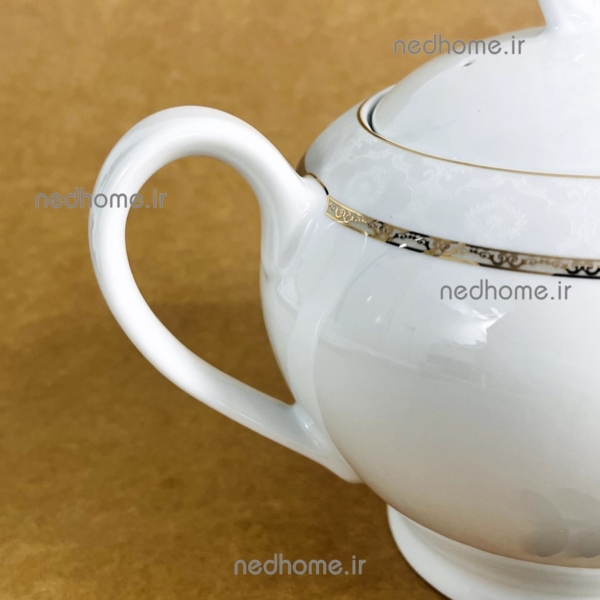قوری چینی سبک زرین طرح هدیه طلایی