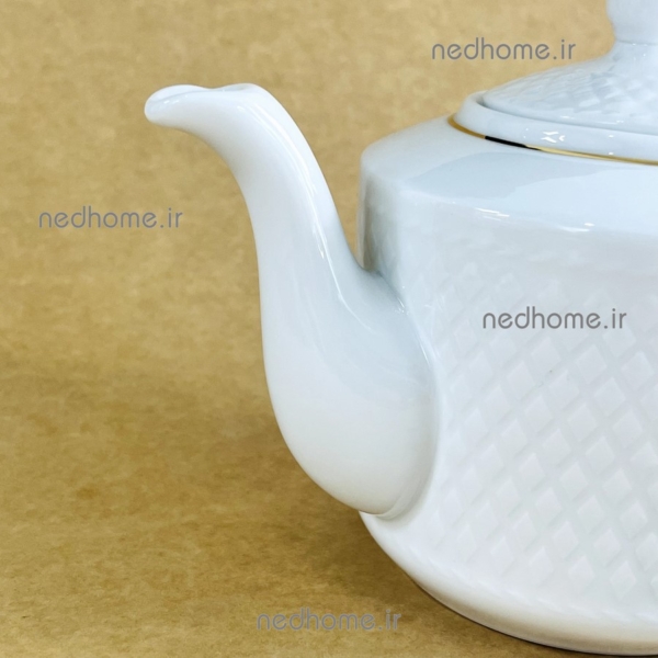 قوری سفید برجسته لب طلایی چینی زرین