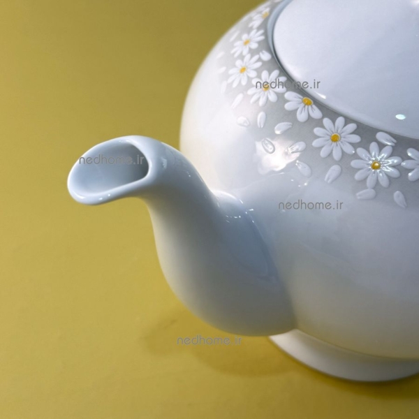 قوری چینی زرین