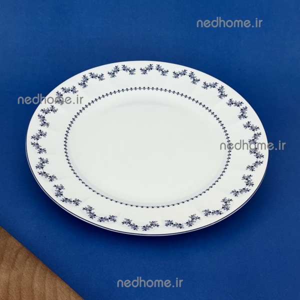 پیشدستی گرد گل آبی