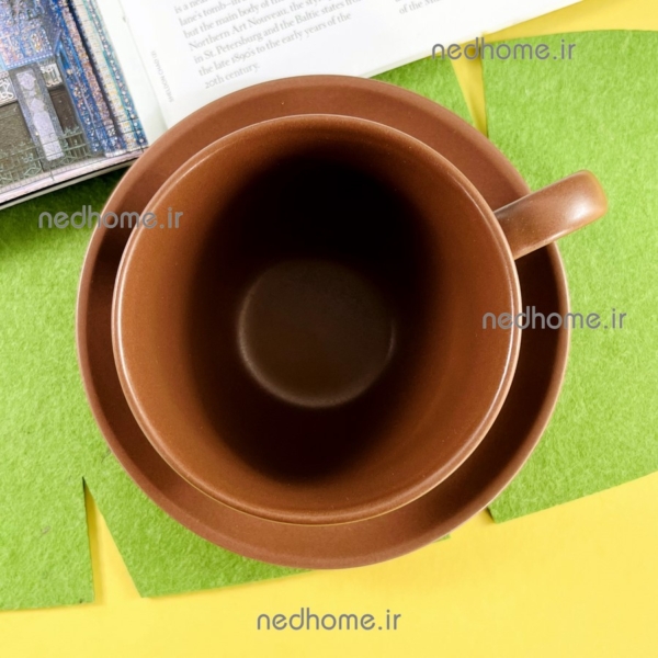 فنجان و نعلبکی چای خوری سرامیک دنی هوم طرح دار قهوه ای